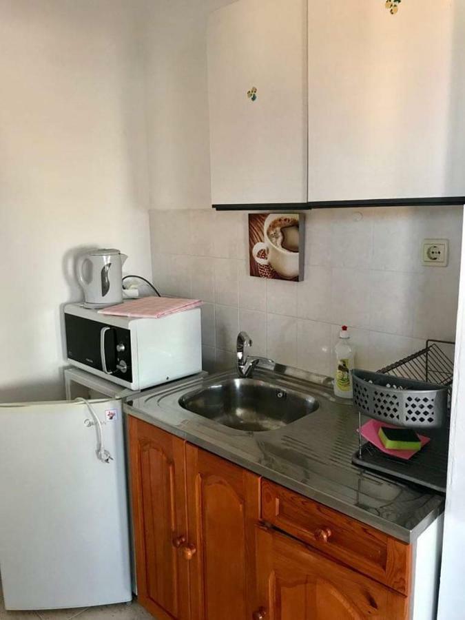Студиа Мансарда Ненови Pomorie Exterior photo